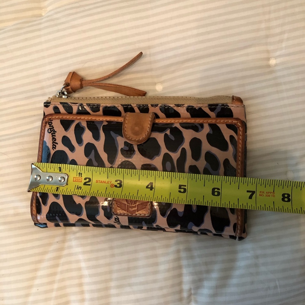Consuela wallet